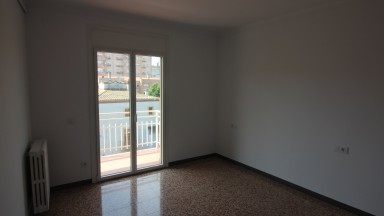 Pis de lloguer de 90 m² a Salt