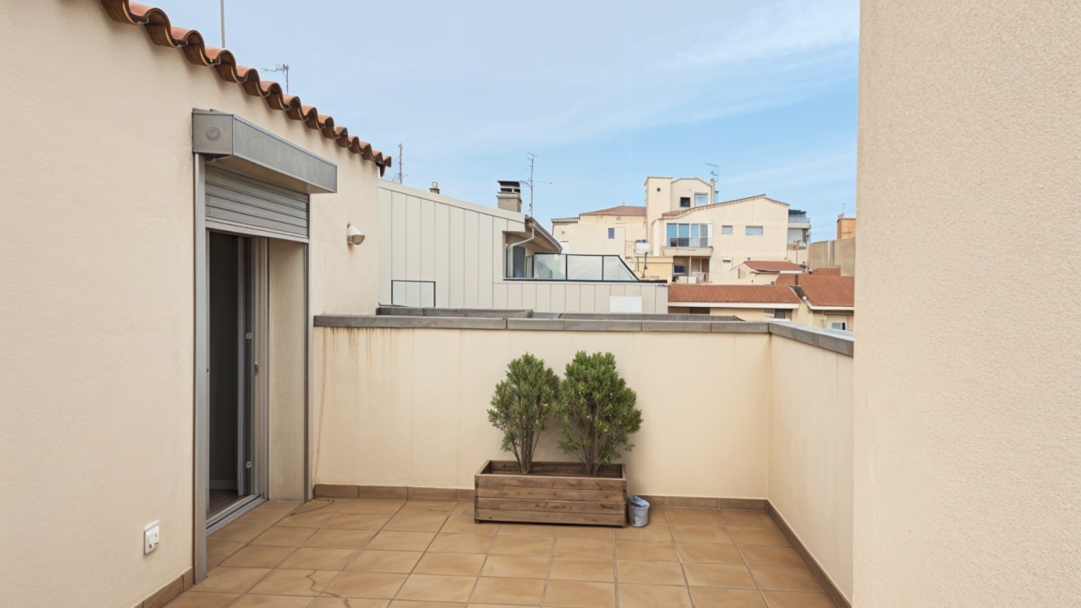 Duplex for sale, excellent condition, Eixample area