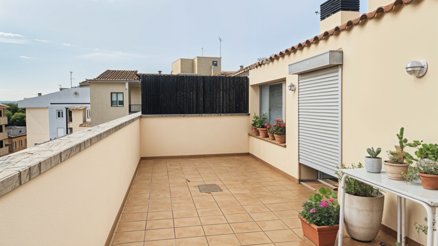 Duplex for sale, excellent condition, Eixample area