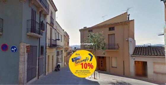 10 Cases de poble a tot Girona
